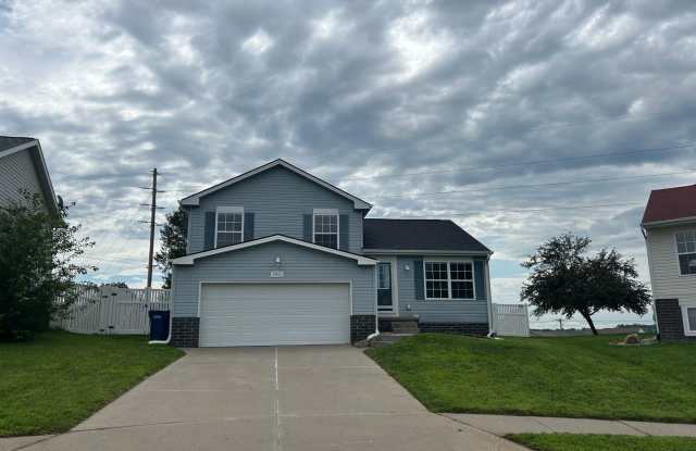 Home For Rent Bellevue. - 14511 25th Avenue Circle, Sarpy County, NE 68123