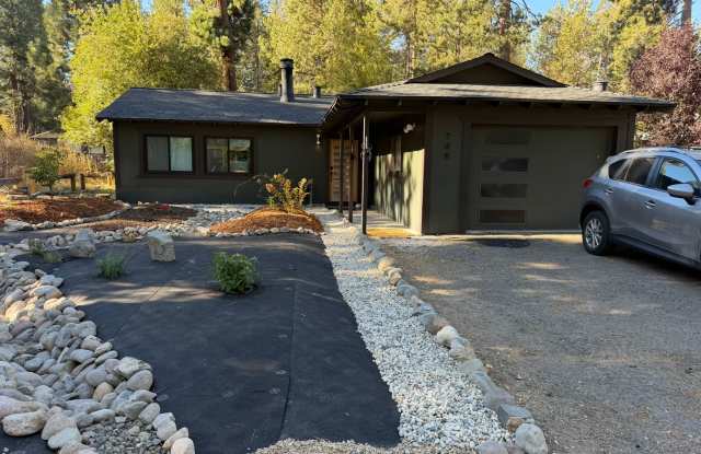 Sweet Tahoe home available for a Seasonal Ski lease!! Call and inquire today! Gallery 1