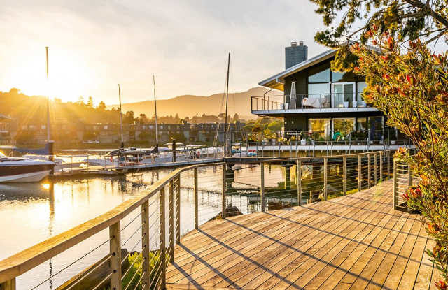 The Cove at Tiburon Gallery 4
