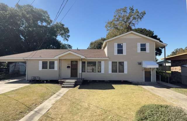 1012 Virginia Street - 1012 Virginia Street, New Iberia, LA 70560