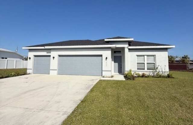 Like-New 4-Bed Home on Double Lot with 3-Car Garage & Fenced Yard! photos photos