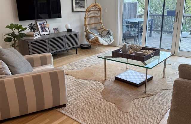 3041 Mitchell Road Gallery 2