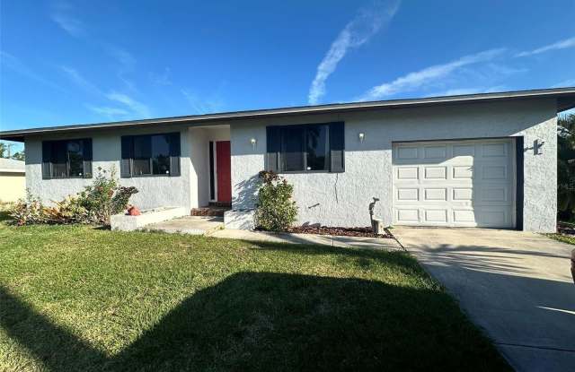 700 AQUI ESTA DRIVE - 700 Aqui Esta Drive, Charlotte Park, FL 33950