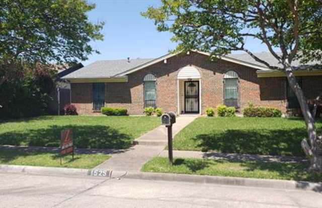 1525 Glouchester Drive - 1525 Glouchester Drive, Garland, TX 75044
