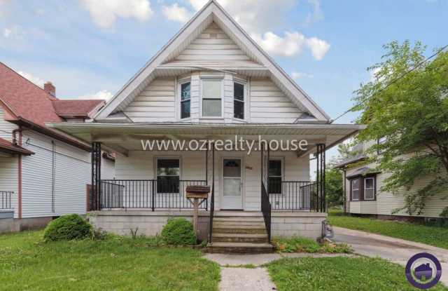 1511 South Ave photos photos
