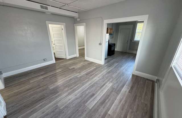 2 Bedroom Apartment - 1510 1/2 Harrison Street photos photos