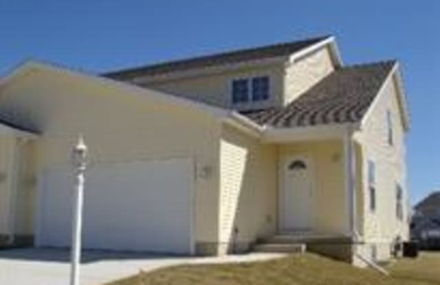 1712 W Geneva - 1712 West Geneva Road, Peoria, IL 61615