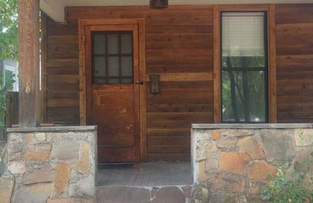 1 Bedroom 1 Bonus Room House on 3rd Ave. - 522 East 3rd Avenue, Durango, CO 81301