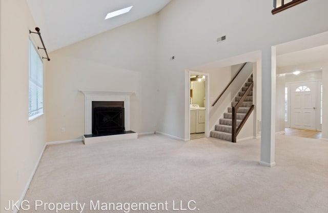 232 Ashridge Lane - 232 Ashridge Lane, Newport News, VA 23602