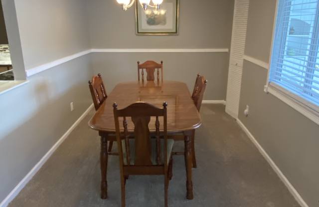 481 Midway Drive Gallery 3
