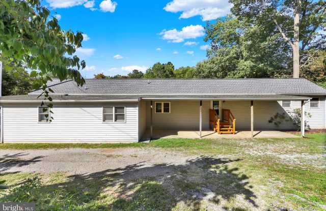 1445 ROUNDTOP ROAD photos photos