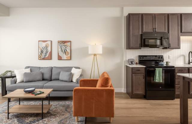 The Rosalyn - Senior & Affordable Housing Gallery 4