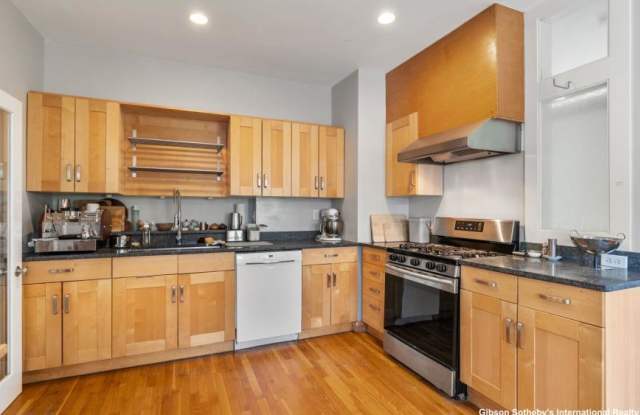 20 Glenwood Ave. photos photos