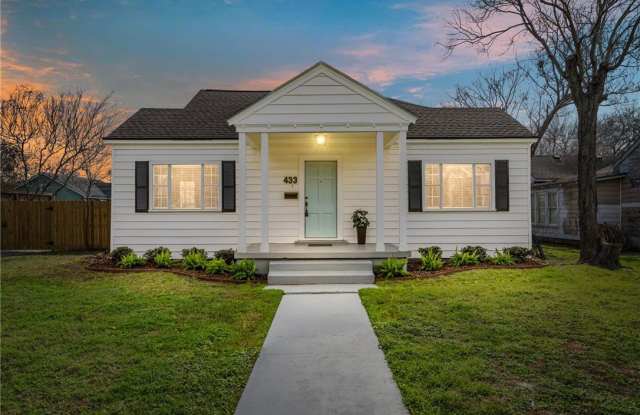 433 Cole Street - 433 Cole Street, Corpus Christi, TX 78404