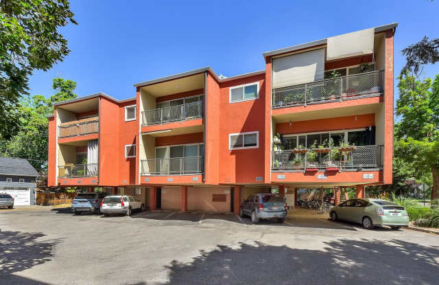 Wonderful newely updated downtown condo photos photos