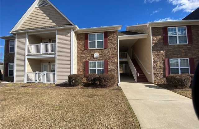 1305 Kershaw Loop unit: 219 photos photos