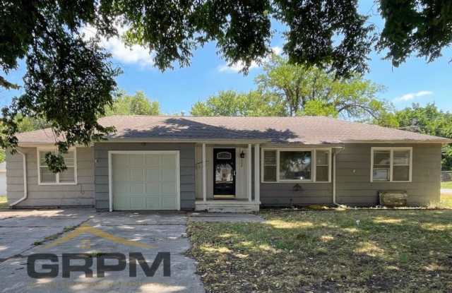 Spacious 3-Bedroom, 2-Bathroom Home photos photos
