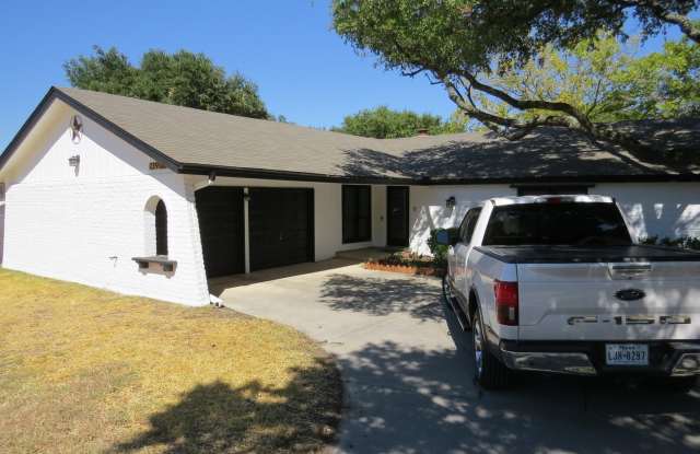 13906 THEBES CIR Gallery 2
