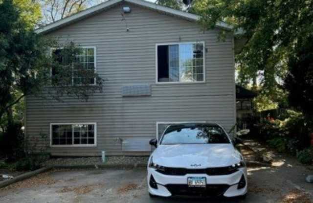1003 Grand Avenue photos photos
