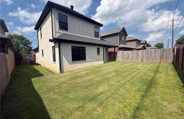 3203 SW Hillstone Avenue Gallery 3