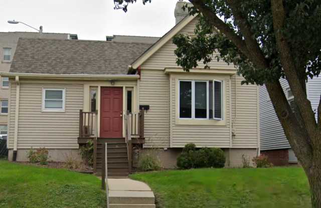 3 Bedroom Single Family photos photos