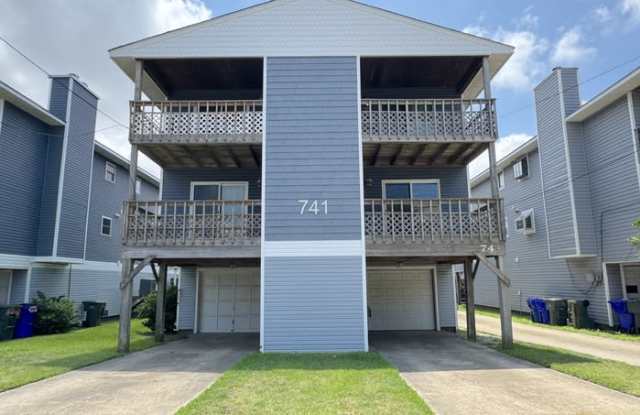 741 West Ocean View Avenue photos photos