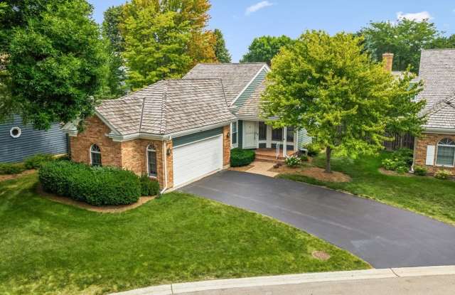 464 Park Barrington Dr Gallery 3