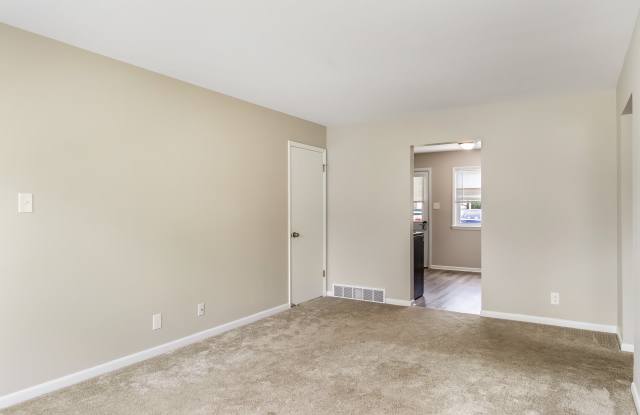 240 West Newhall Avenue - 2 Gallery 3