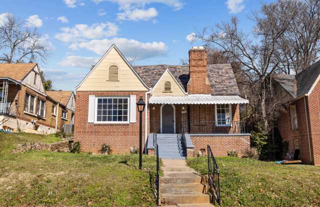 1420 47th Street Ensley W Gallery 2