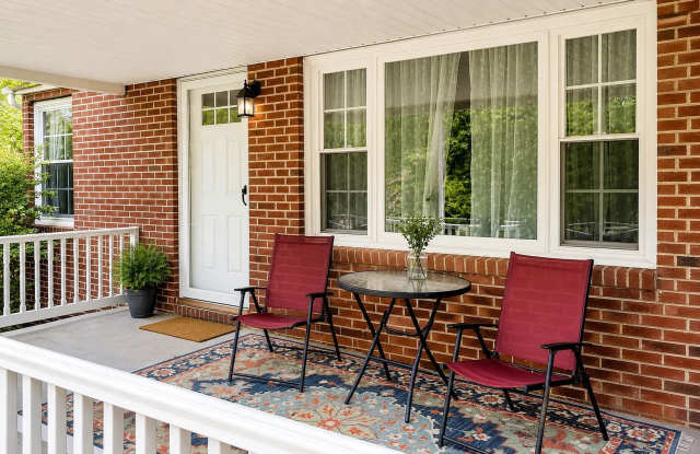 Dog-Friendly Updated Brick Rancher with Large Shaded Backyard photos photos Dog-Friendly Updated Brick Rancher with Large Shaded Backyard photos photos