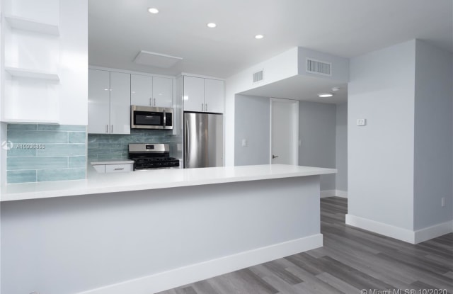418 Euclid Ave - 418 Euclid Avenue, Miami Beach, FL 33139