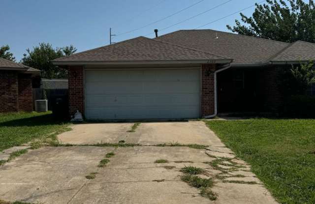 3 bedroom, 2 bathroom, 2 car garage photos photos