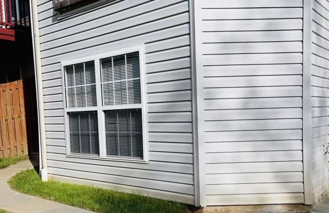 1742 ANN SCARLET COURT Gallery 3