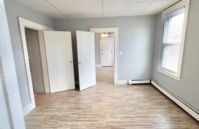 329 10 Ave - 329 10th Avenue, Paterson, NJ 07514