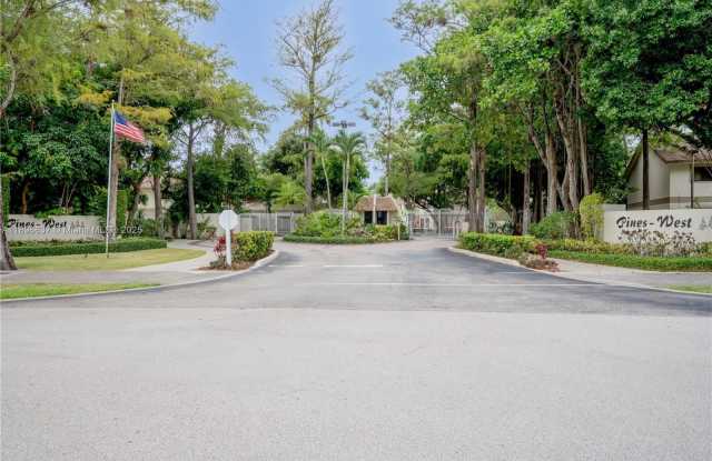 3024 S Oakland Forest Dr - 3024 South Oakland Forest Drive, Oakland Park, FL 33309 3024 S Oakland Forest Dr - 3024 South Oakland Forest Drive, Oakland Park, FL 33309