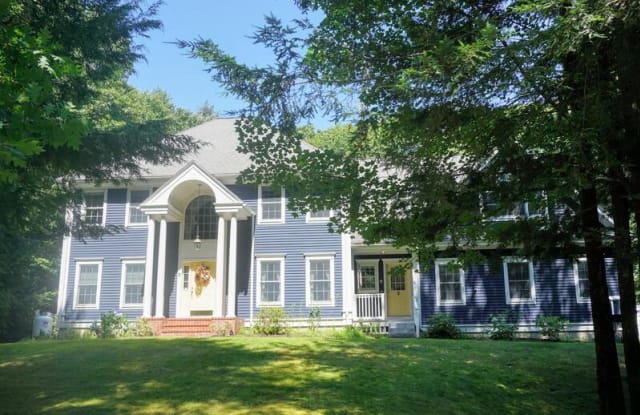 5 Plymouth Drive - 5 Plymouth Drive, Saco, ME 04072