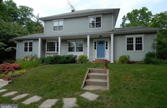 6720 PINE CREEK COURT - 6720 Pine Creek Court, McLean, VA 22101