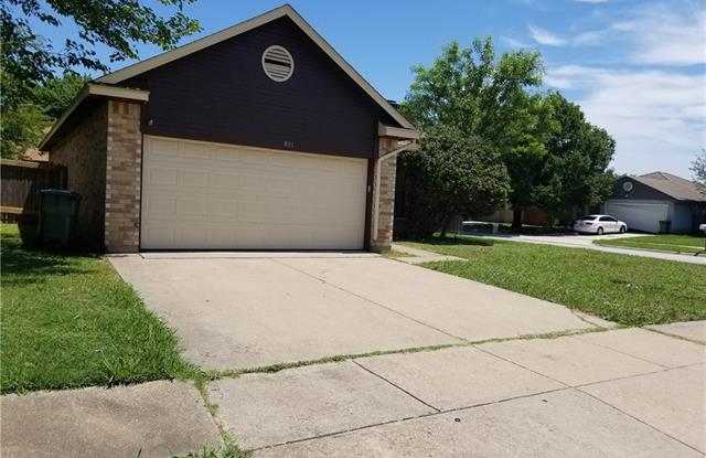 801 Melville Drive Gallery 2