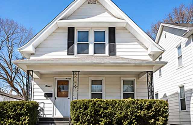3 Bed 1 Bath Gallery 1