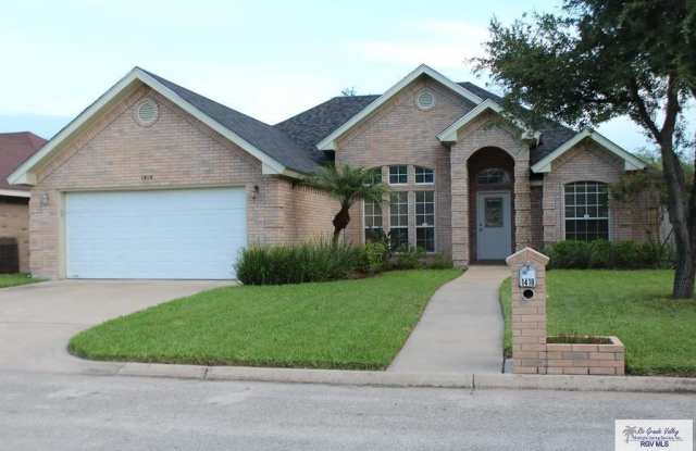 1418 SUMMERFIELD LN photos photos