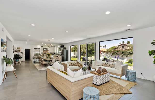 49155 Avenida Fernando Gallery 3
