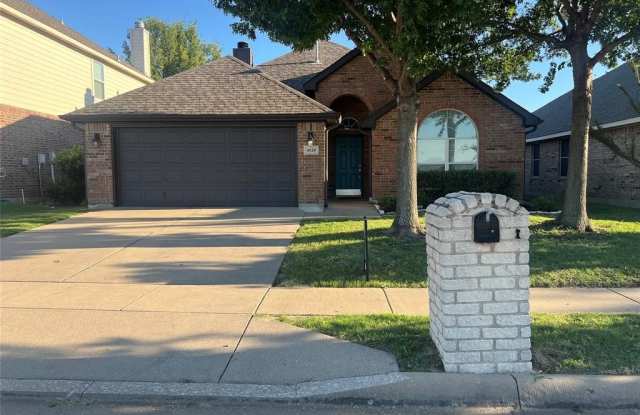 4020 TWIN CREEKS Drive - 4020 Twin Creeks Drive, Fort Worth, TX 76244