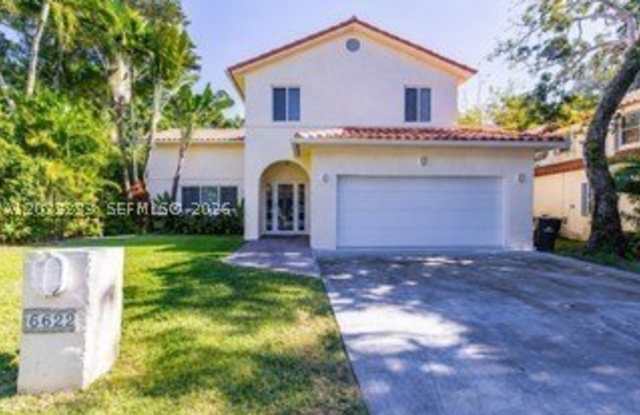 6622 Acacia Ct Gallery 1