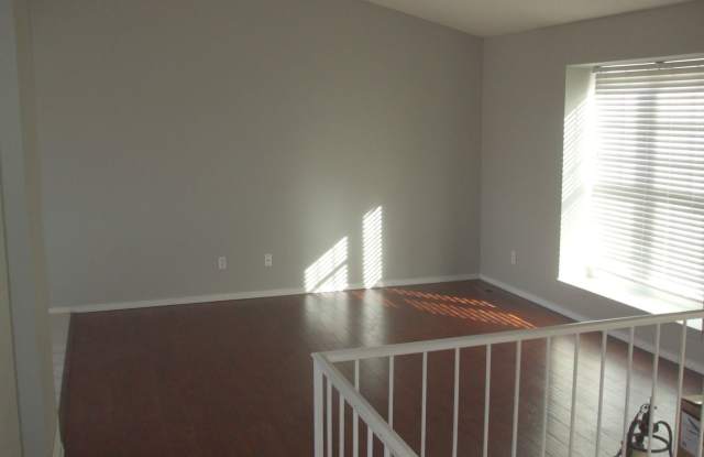 19875 E Bethany Dr Gallery 2