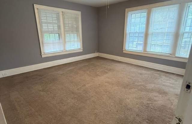 2 Bedroom 1.5 Bath Home in Winston Salem Gallery 1