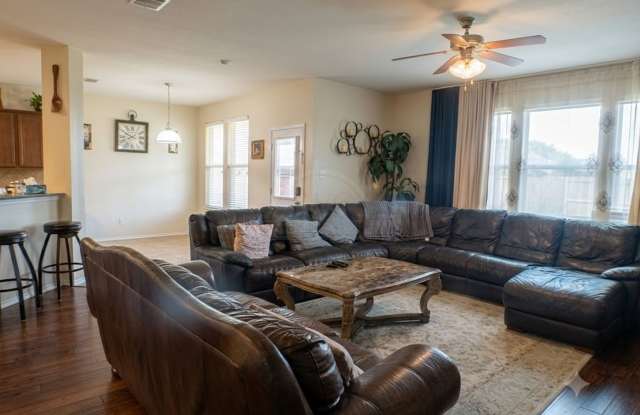 ***One Month Free Rent***803 Snow Bird, Harker Heights, TX, Four Bedroom, Three Bath Home with all the amenities! Gallery 3