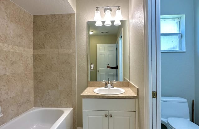 2931 Northwest 9th Terrace photos photos