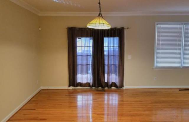 124 Crumley Street SE Gallery 4
