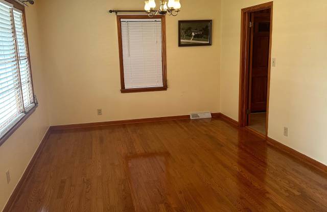 2835 Anderson Highway Gallery 3