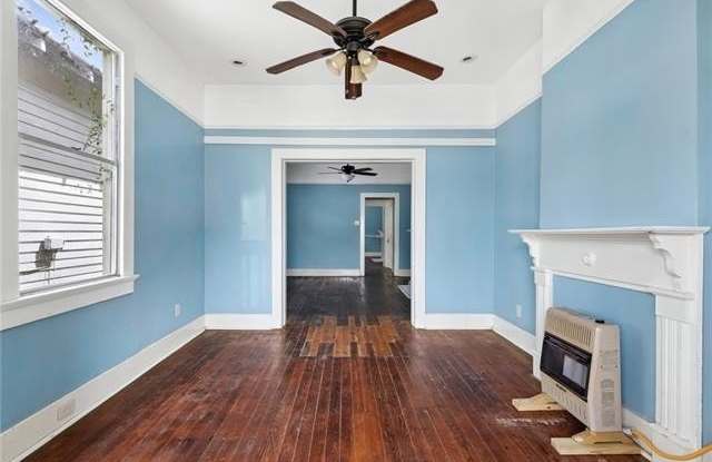 2544 ST PHILIP Gallery 2